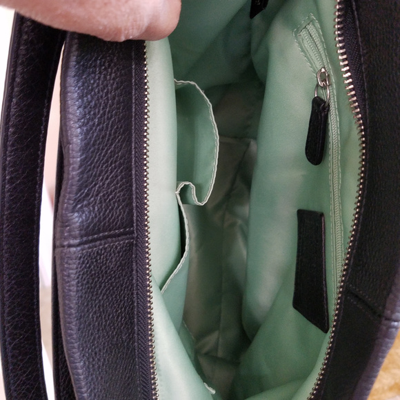 Black Coach Leather Purse - Picture 5 of 8